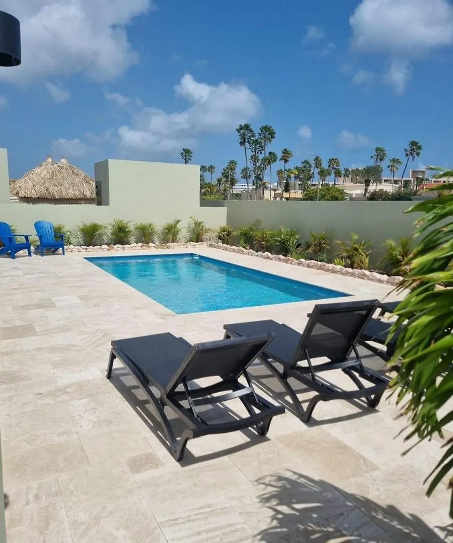 Villa Jasmijn With Pool, Mambo Beach Willemstad