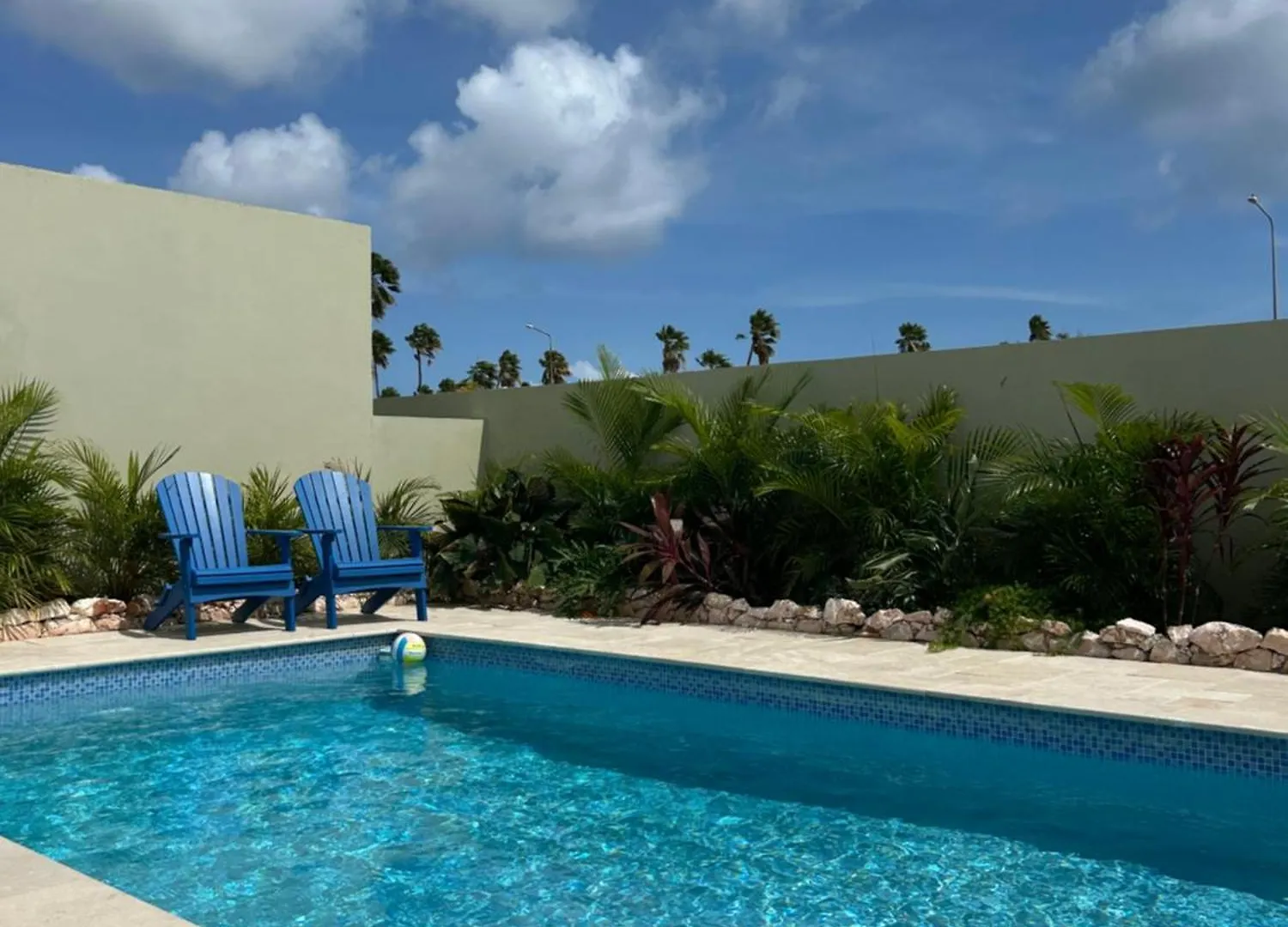 Villa Jasmijn With Pool, Mambo Beach Willemstad Curacao