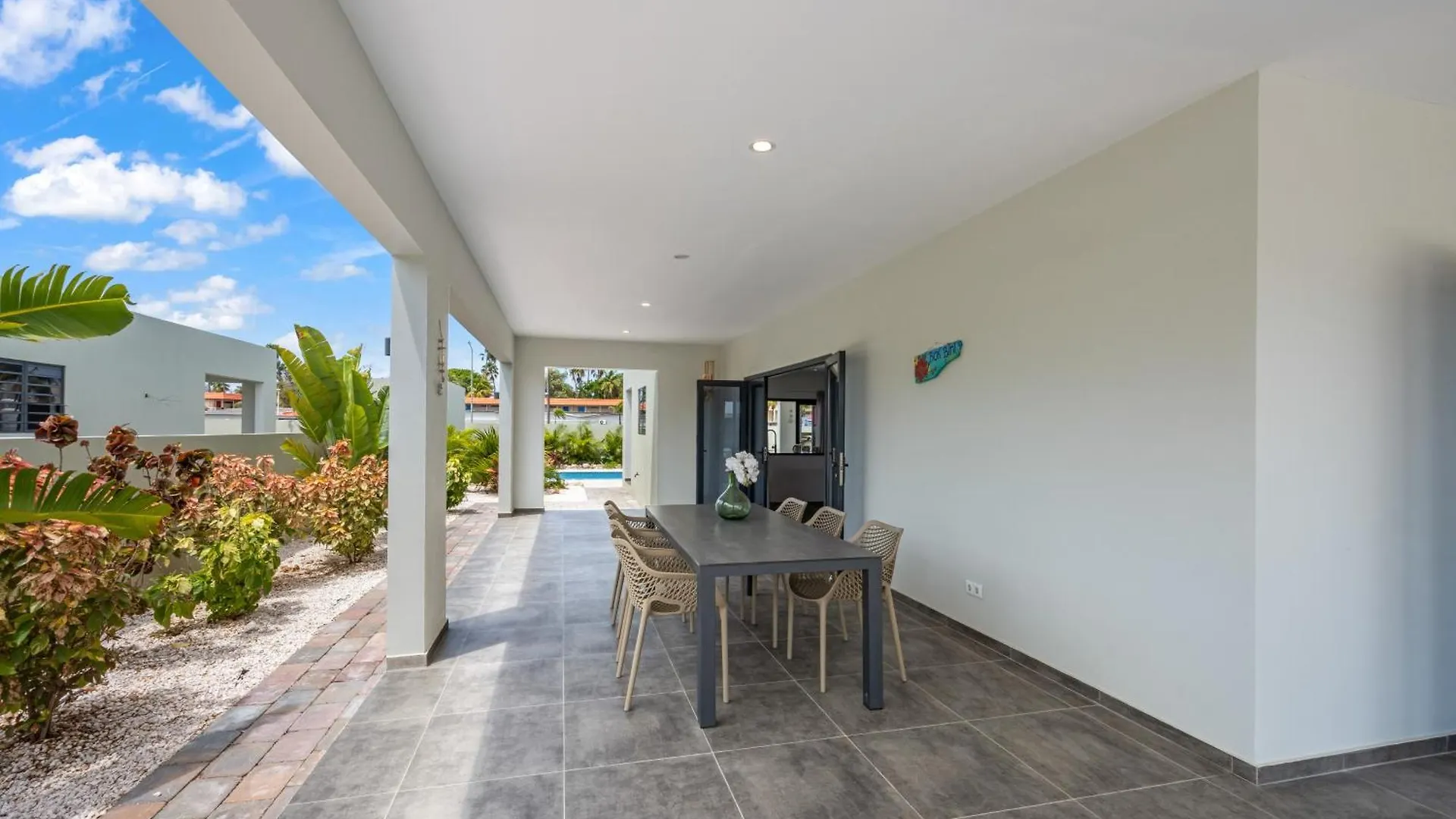 Villa Jasmijn Met Privezwembad, Mambo Beach Willemstad