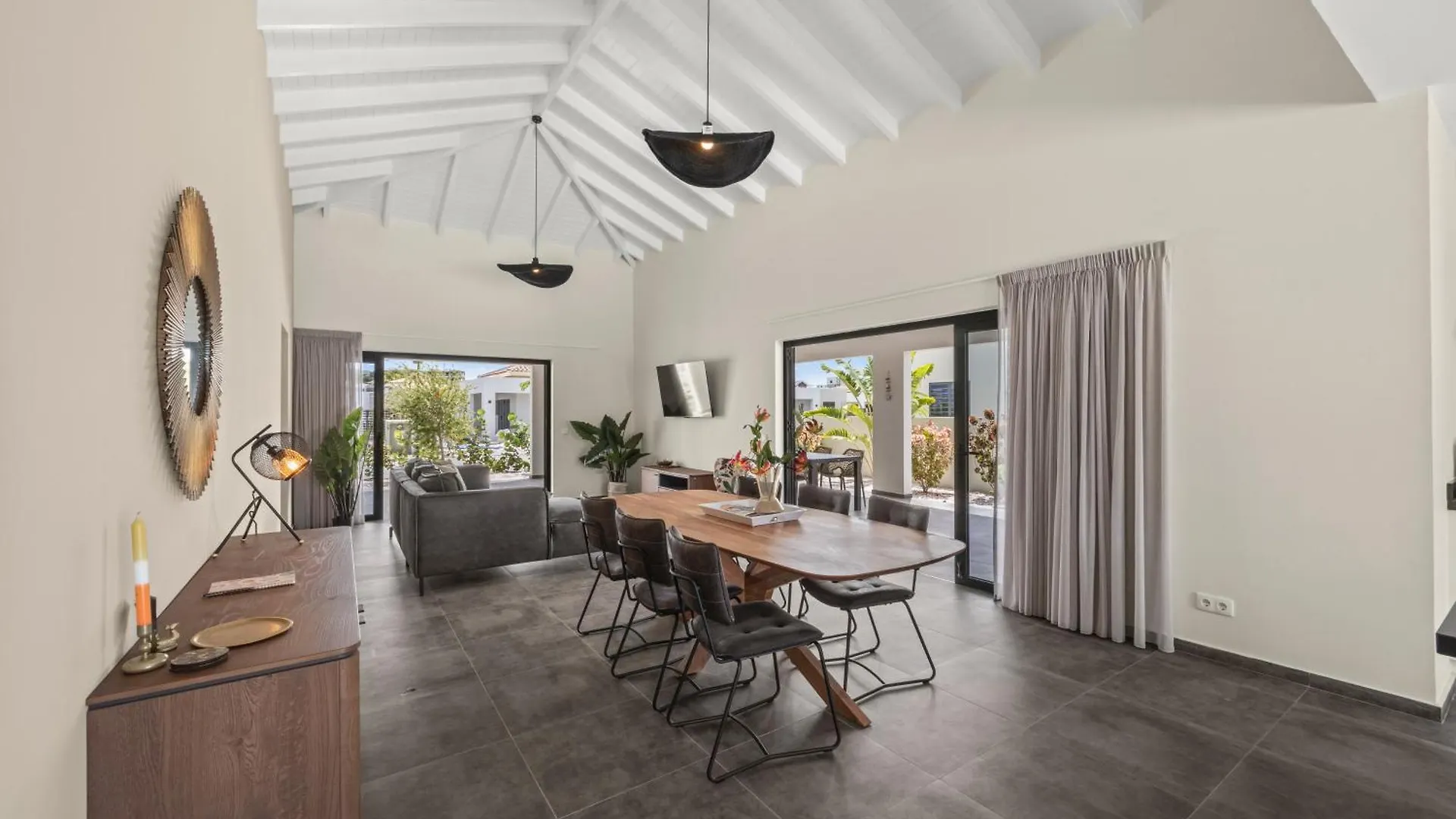 Villa Jasmijn Met Privezwembad, Mambo Beach Willemstad