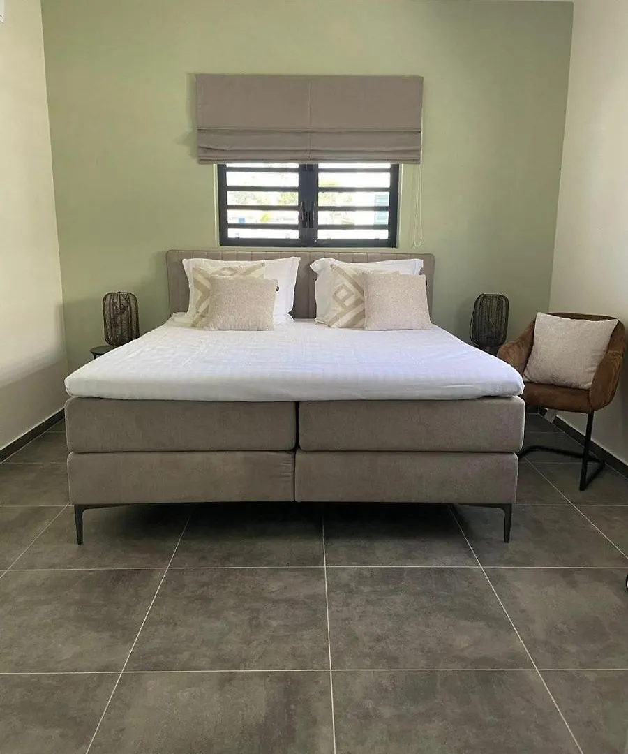 Villa Jasmijn With Pool, Mambo Beach Willemstad Curacao
